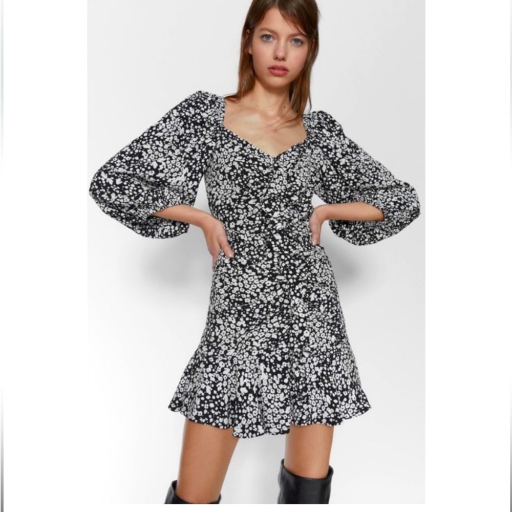 Zara black and white floral ruffle mini dress